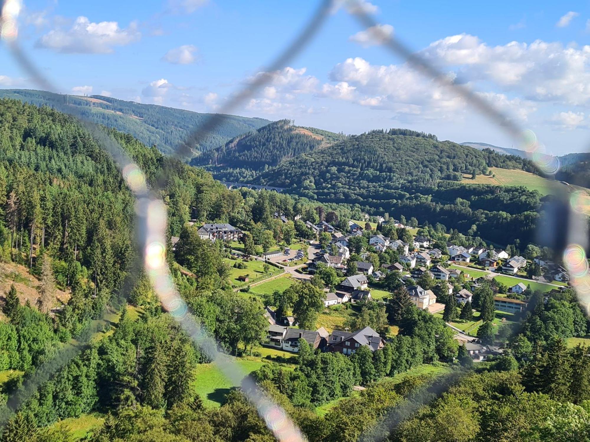 Hotel & Ferienappartements Edelweiss Willingen  Exteriör bild