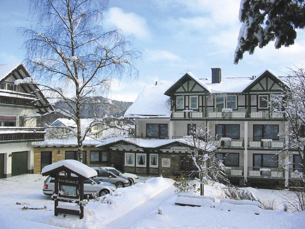 Hotel & Ferienappartements Edelweiss Willingen  Exteriör bild